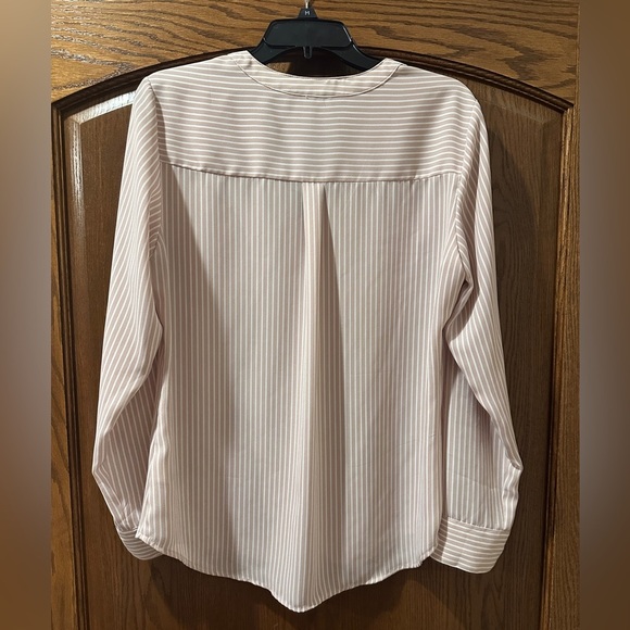 Women’s express pink and white striped blouse - Picture 4 of 5